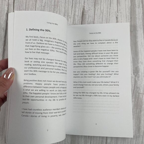 📚 3/$25 Living the 90% by Darci Lang | Paperback - Picture 3 of 4